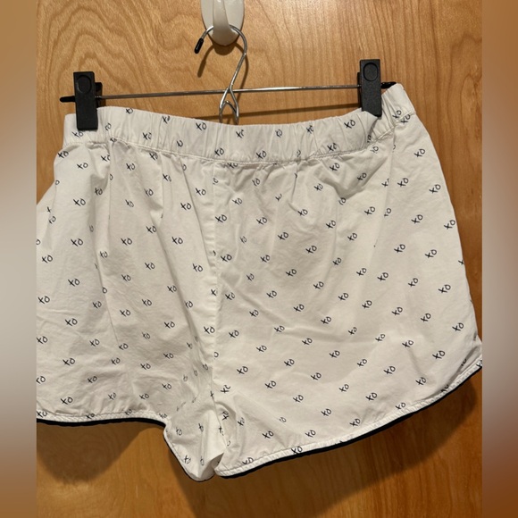 💕Banana Republic Sunday Sunday, XO PJ shorts-💕 - Picture 4 of 6